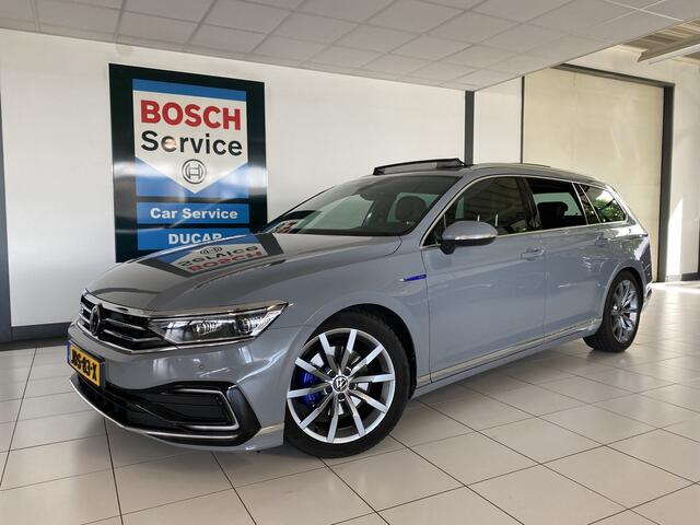 Volkswagen PASSAT Variant 1.4 TSI PHEV GTE Business Panodak / Trekhaak / Alcantara bekleding / elec achterklep /