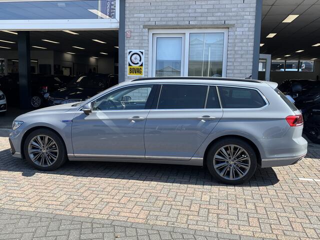 Volkswagen PASSAT Variant 1.4 TSI PHEV GTE / AUTOMAAT/ ADAPTIVE CRUISE/ PARK.SENSOREN V+A/ APP-CONNECT/ STOELVERWARMING/ ERGO COMFORT/ DIGITAL DASH/ KEYLESS/ NAVI/ DAB/ CLIMA/ 18'' LMV