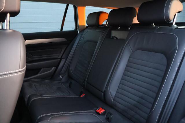Volkswagen PASSAT 1.5 TSI R-Line Business + IQ.Light/Leder/Navi/Virtual Cockpit/App-Connect/Camera/ACC/18''