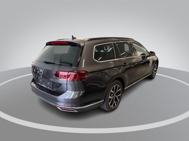Volkswagen PASSAT 1.4 TSI 218pk DSG PHEV GTE Business · Camera · Wegklapbare Trekhaak · Apple/Android Car Play · P-Sensoren · 17'' Inch ·