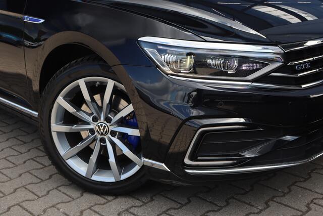 Volkswagen PASSAT Variant 1.4 TSI PHEV GTE Business | Trekhaak | Pano | 360 Camera |