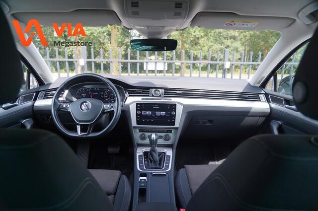 Volkswagen PASSAT Variant 1.5 TSI | 150PK | Comfortline | Navi | Trekhaak | Stoelverw. | Camera | PDC | ACC | ECC | Virtual