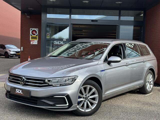 Volkswagen PASSAT Variant 1.4 TSI PHEV GTE Business // LED // ADAP. CRUISE // NAVI + CARPLAY // CAMERA // PDC V+A // ERGO COMFORT STOEL
