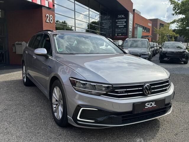 Volkswagen PASSAT Variant 1.4 TSI PHEV GTE Business // LED // ADAP. CRUISE // NAVI + CARPLAY // CAMERA // PDC V+A // ERGO COMFORT STOEL