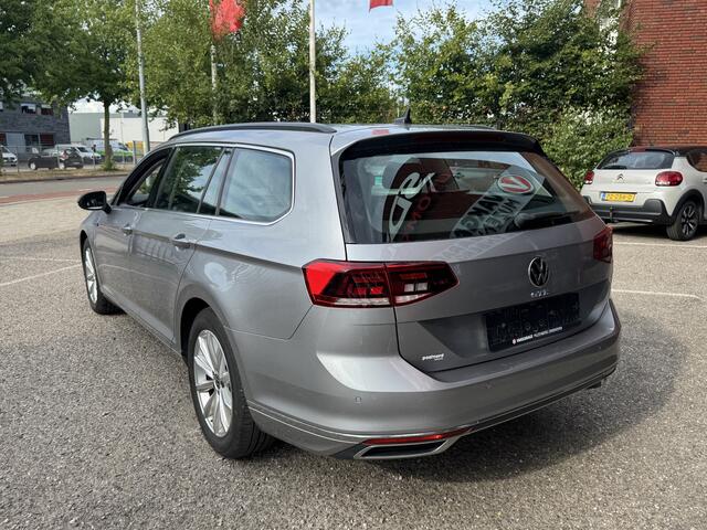 Volkswagen PASSAT Variant 1.4 TSI PHEV GTE Business // LED // ADAP. CRUISE // NAVI + CARPLAY // CAMERA // PDC V+A // ERGO COMFORT STOEL