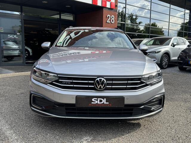 Volkswagen PASSAT Variant 1.4 TSI PHEV GTE Business // LED // ADAP. CRUISE // NAVI + CARPLAY // CAMERA // PDC V+A // ERGO COMFORT STOEL