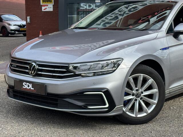 Volkswagen PASSAT Variant 1.4 TSI PHEV GTE Business // LED // ADAP. CRUISE // NAVI + CARPLAY // CAMERA // PDC V+A // ERGO COMFORT STOEL