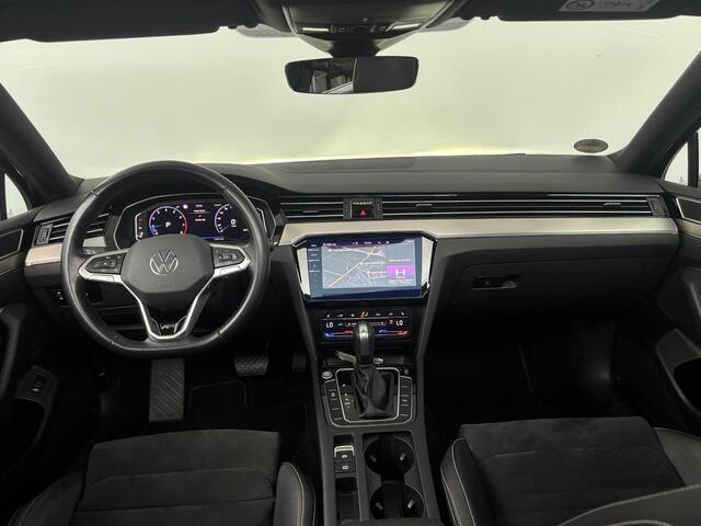 Volkswagen PASSAT Variant 1.5 TSI 150pk DSG R-Line Business | Panoramadak | Carplay/Android Auto | Camera |