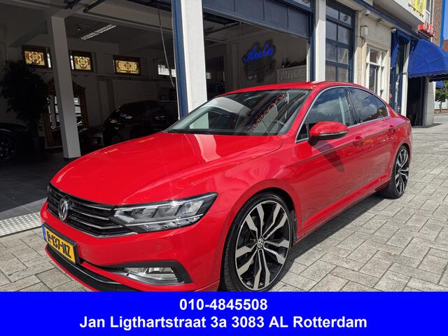 Volkswagen PASSAT 1.5 TSI Business ACC/CARPLAY/CAMERA