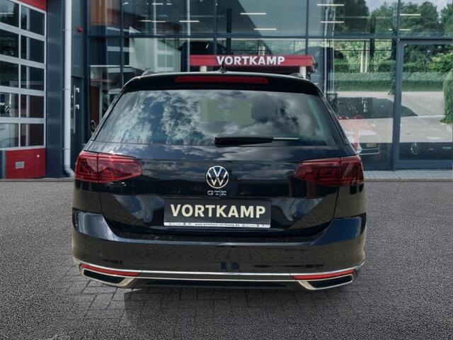 Volkswagen PASSAT 1.4 TSI GTE PANO-DAK/TREKHAAK/CAMERA/ELEK-KLEP/ACC/IQ/STOELVERW