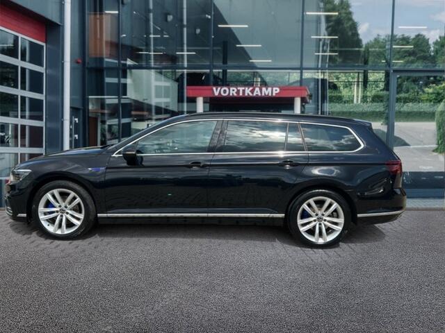 Volkswagen PASSAT 1.4 TSI GTE PANO-DAK/TREKHAAK/CAMERA/ELEK-KLEP/ACC/IQ/STOELVERW