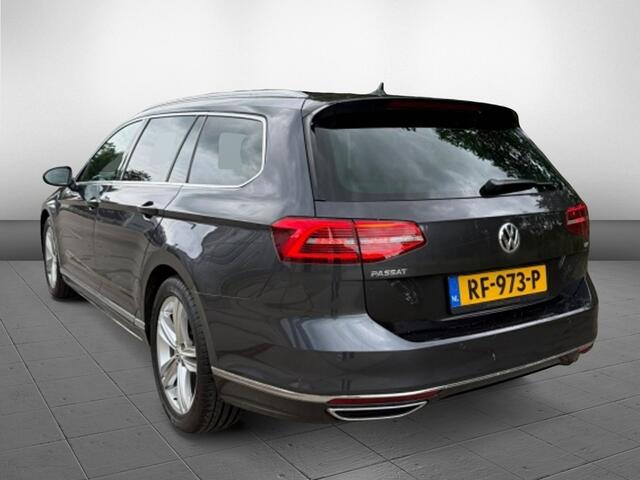 Volkswagen PASSAT Variant 1.4 TSI R-LIne pano