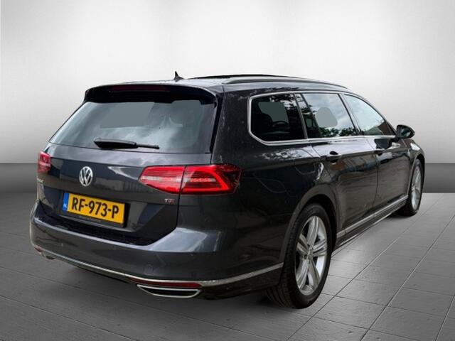 Volkswagen PASSAT Variant 1.4 TSI R-LIne pano