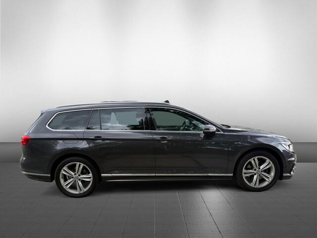 Volkswagen PASSAT Variant 1.4 TSI R-LIne pano
