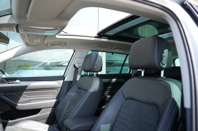 Volkswagen PASSAT 1.4 TSI PHEV GTE Highline, Pano, Trekhaak,Carplay
