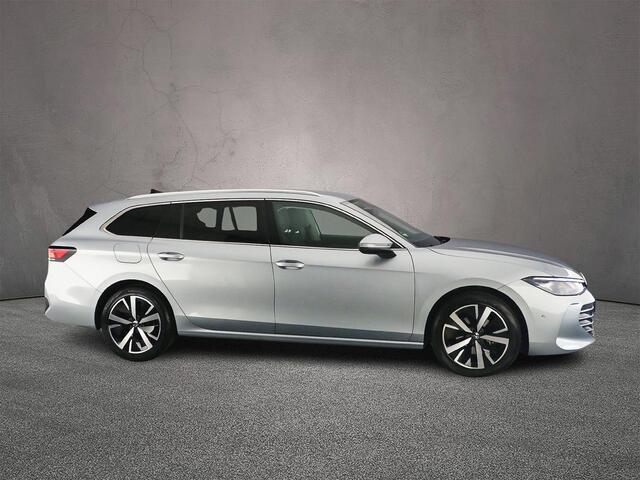 Volkswagen PASSAT Variant Business 1.5 eTSI 150pk DSG Automaat Trekhaak, Adaptive cruise control, Navigatie, Achteruitrijcamera, LED koplampen, Stoelverwarming, App connect
