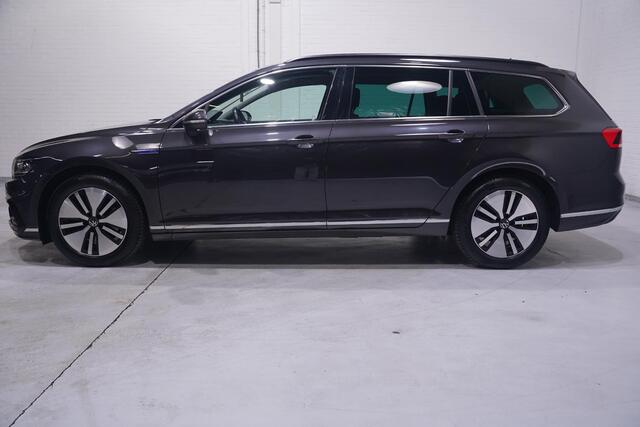 Volkswagen PASSAT Variant 1.4 TSI PHEV GTE Business 90% SOH Apple Carplay Camera Led koplamp Winterpakket Navi