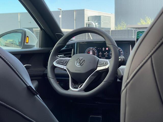 Volkswagen PASSAT Variant 1.5 eHybrid 204PK DSG R-Line Edition / Resterende Fabrieksgarantie tot 30-09 2029 / Trekhaak / Harman Kardon / Head-up Display / Ergo Active / 19'' LMV / VW