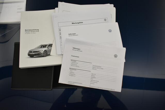 Volkswagen PASSAT Variant 1.4 TSI PHEV GTE SOH 100% Pano Trekh Cam Winterpack Dhoek