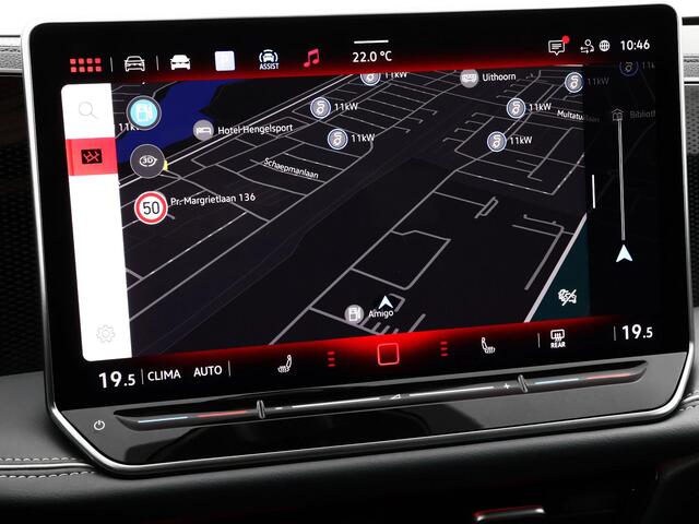 Volkswagen PASSAT Variant 1.5 eTSI 150pk DSG Elegance Business · Camera · Wegklapbare Trekhaak · Apple/Android Car Play · Dodehoeksensoren · P-Sensoren · 17'' Inch · Garantie t/m 18-06-2028 of 100.000