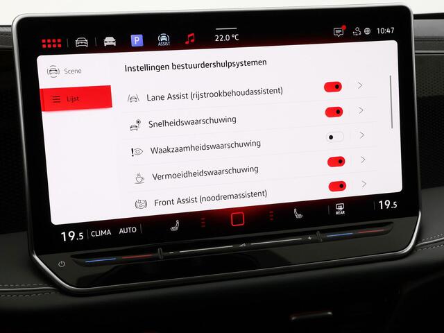 Volkswagen PASSAT Variant 1.5 eTSI 150pk DSG Elegance Business · Camera · Wegklapbare Trekhaak · Apple/Android Car Play · Dodehoeksensoren · P-Sensoren · 17'' Inch · Garantie t/m 18-06-2028 of 100.000