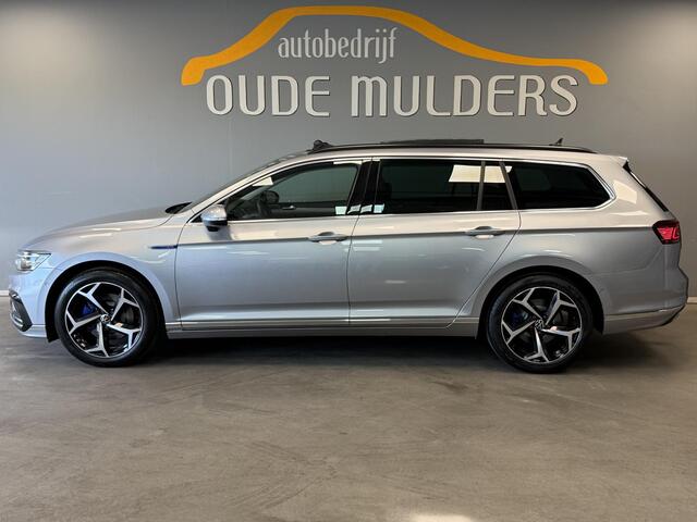 Volkswagen PASSAT 1.4 TSI PHEV GTE | Massage | IQ light | Adaptive cruise | Pano | Trekhaak |Clima | Stoelverwarming | Achteruitrijcamera | Carplay |