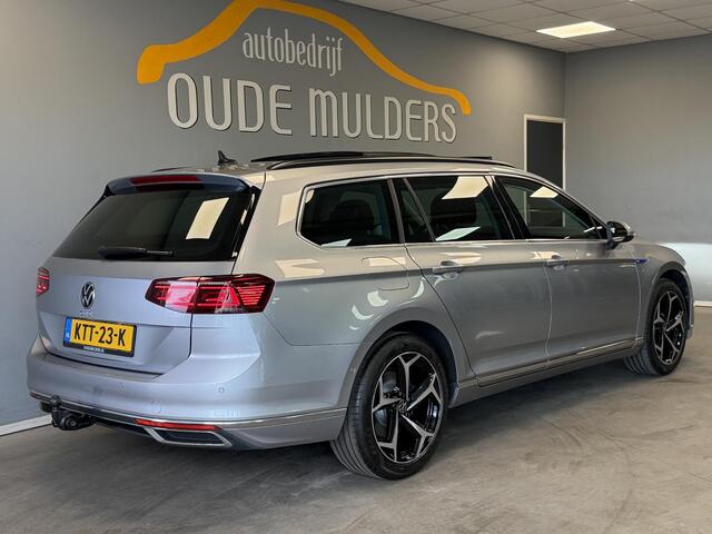 Volkswagen PASSAT 1.4 TSI PHEV GTE | Massage | IQ light | Adaptive cruise | Pano | Trekhaak |Clima | Stoelverwarming | Achteruitrijcamera | Carplay |