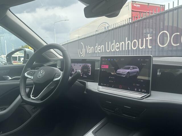 Volkswagen PASSAT Variant 1.5 eTSI 150pk Business Navigatie Trekhaak