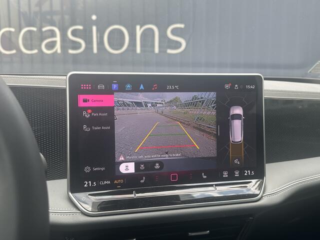 Volkswagen PASSAT Variant 1.5 eTSI 150pk Business Navigatie Trekhaak