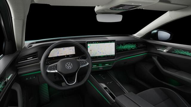 Volkswagen PASSAT Variant 1.5 eHybrid Elegance Business | Trekhaak | 360cam | Verw. voorruit |