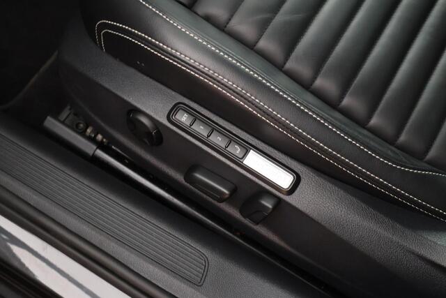 Volkswagen PASSAT Variant 1.4 TSI 218pk PHEV GTE Business Leder Trekhaak Camera Memory Panoramadak Stoelverwarming Navigatie