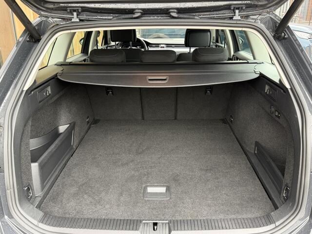 Volkswagen PASSAT Variant 1.4 TSI PHEV GTE Bns | Camera | Elec Trekhaak | Adaptieve Cruise |
