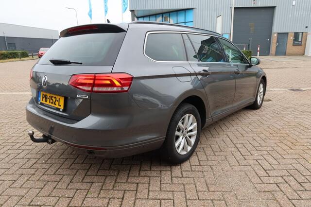 Volkswagen PASSAT 1.6 TDI COMFORTLINE ( EXPORT PRICE )