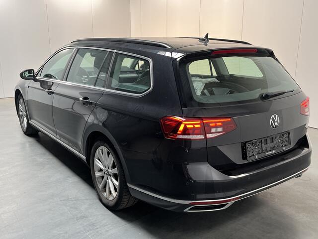 Volkswagen PASSAT Variant 1.4 TSI PHEV GTE Business / AUTOMAAT/ TREKHAAK/ LEER/ CAMERA/ PARK. SENSOREN/ ERGO COMFORT/ STOELVERWARM./ LED/ TRAVEL ASSIST/ ADAPT. CRUISE/ APP CONNECT/ NAVI/ CLIMA/ DAB