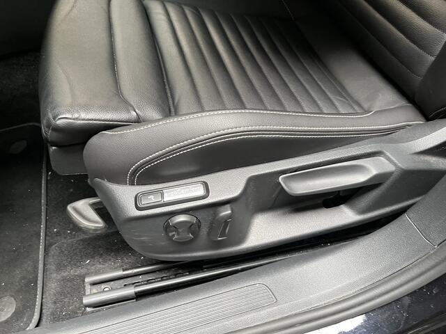 Volkswagen PASSAT Variant 1.4 TSI PHEV GTE Business / AUTOMAAT/ TREKHAAK/ LEER/ CAMERA/ PARK. SENSOREN/ ERGO COMFORT/ STOELVERWARM./ LED/ TRAVEL ASSIST/ ADAPT. CRUISE/ APP CONNECT/ NAVI/ CLIMA/ DAB