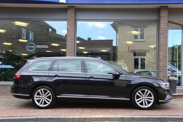 Volkswagen PASSAT Variant 1.5 TSI Elegance DSG Navi Camera LED ACC