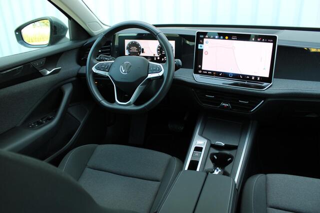 Volkswagen PASSAT Variant 1.5 eTSI 150 pk | Incl. 12 maanden garantie | Stoel/stuur verwarming | Achteruitrijcamera | Adaptive cruise controle | Dodehoekdetectie | Navigatie | Apple carplay/Android Auto | Climate controle | Lane assist | Keyless start |