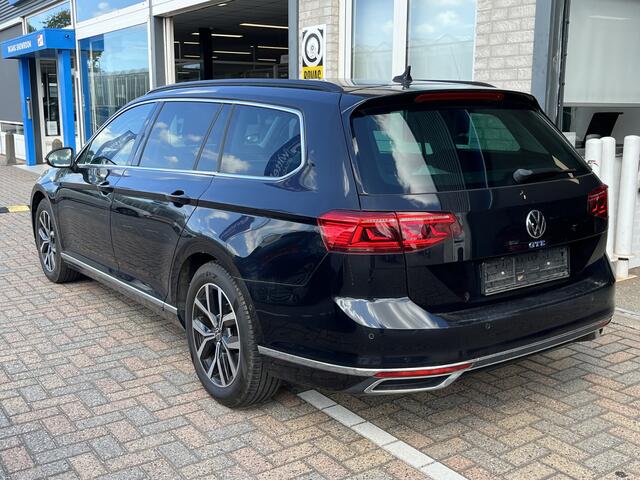 Volkswagen PASSAT Variant 1.4 TSI PHEV GTE Business / AUTOMAAT/ PANO/ TREKHAAK/ CRUISE/ NAVI/ APP-CONNECT/ 360 CAMERA/ CLIMATE/ STOELVERWARMING/ KEYLESS