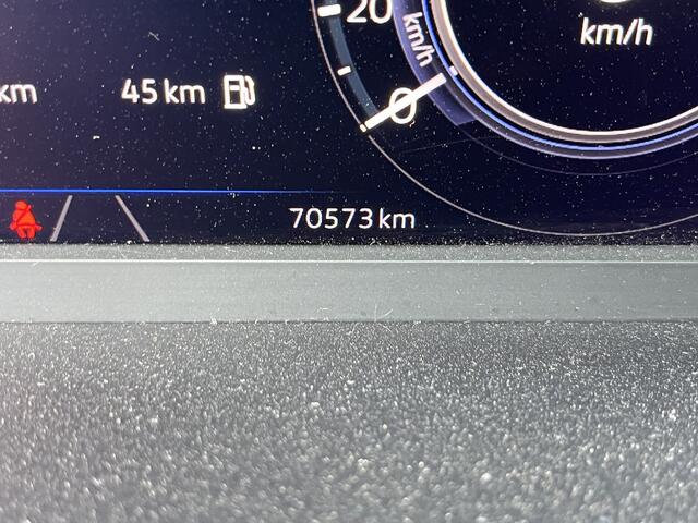 Volkswagen PASSAT Variant 1.4 TSI PHEV GTE Business / AUTOMAAT/ PANO/ TREKHAAK/ CRUISE/ NAVI/ APP-CONNECT/ 360 CAMERA/ CLIMATE/ STOELVERWARMING/ KEYLESS