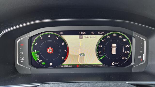 Volkswagen PASSAT Variant 1.5 TSI R-Line Bns+, Pano, Leder, Full option, NL!