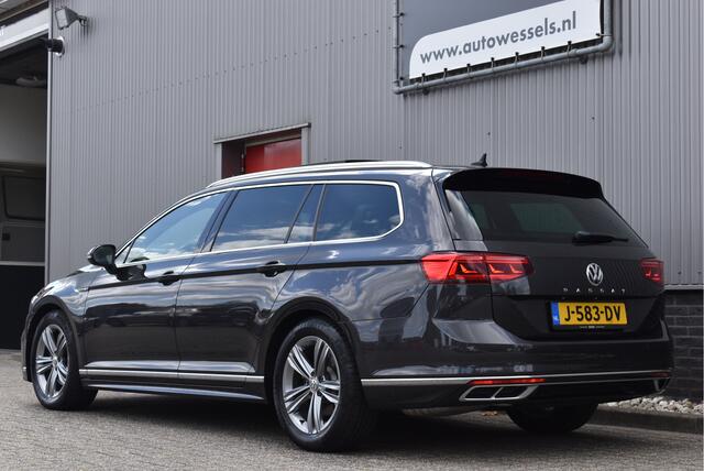 Volkswagen PASSAT Variant 1.5 TSI R-line Panorama, Camera, Dynamic LED, Leder, Keyless, Adaptive cruise