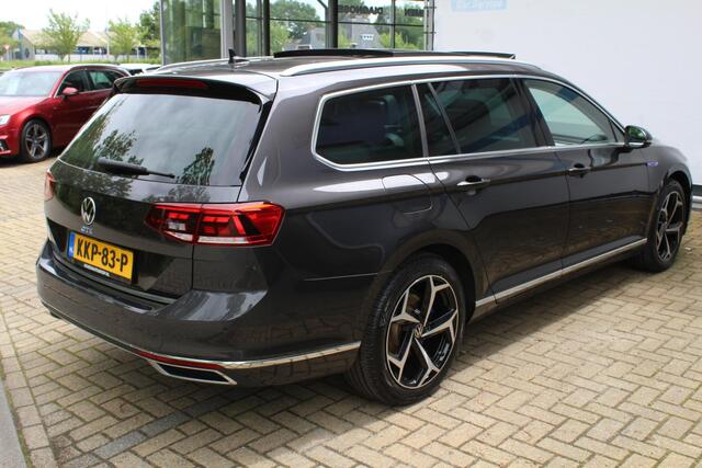 Volkswagen PASSAT Variant 1.4 TSI PHEV GTE Business | Incl. 12 maanden Garantie | SoH 100 % | Panorama dak | Stoelmassage | Adaptive cruise | Achteruitrijcamera | Keyless entry/start | Stoel/stuur verwarming | Elektrische kofferbakklep | Apple CarPlay/Android Auto | Climate controle | Navigatie | Standkachel | Lederen bekleding | Dodehoekdetectie |