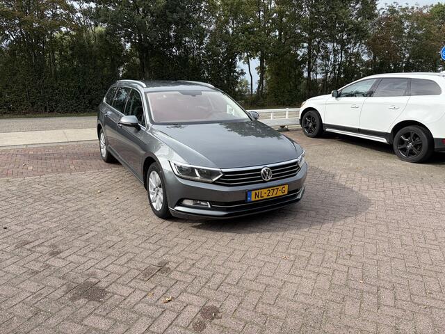Volkswagen PASSAT Variant 1.4 TSI ACT Connected Series AUTOMAAT TREKHAAK CAMERA STOELVERWARMING