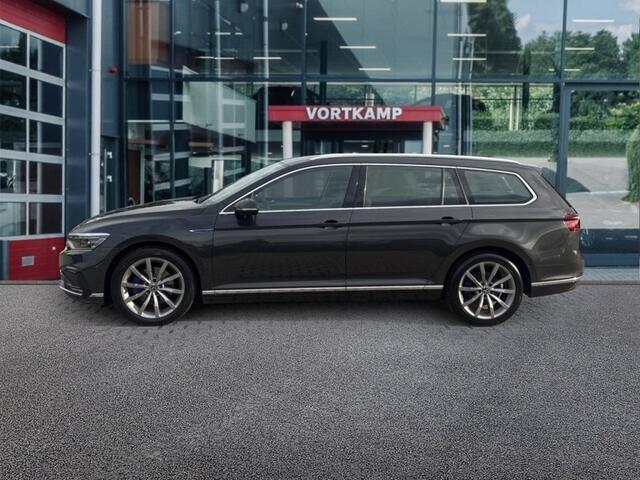 Volkswagen PASSAT 1.4 TSI GTE ZWENK.TREKHAAK/LEDER/ACC/CAMERA/E-KLEP/IQ-LIGHTS
