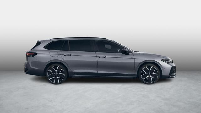 Volkswagen PASSAT Variant 1.5 eHybrid R-Line Edition 272 PK DSG Black Style, leder, massagestoelen, stoelventilatie, head-up, trekhaak, panoramadak, 360 graden camera