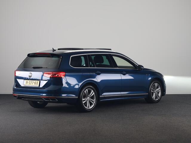 Volkswagen PASSAT Variant 1.5 TSI Elegance Business R 150PK | Automaat (DSG) | Panoramadak | Camera | Navigatie | 17 " Velgen + All Season | Half lederen interieur | Elek. Achterklep |