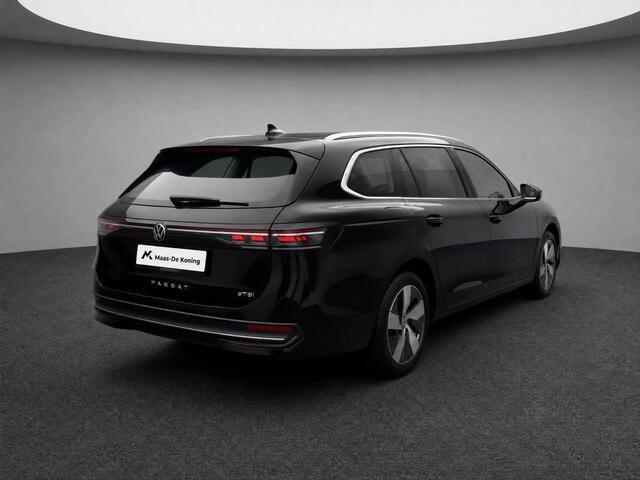 Volkswagen PASSAT Variant 1.5 eTSI 150pk DSG Business · Camera · Keyless · Apple/Android Car Play · Elek. Voorstoel · Elek. Achterklep · 17'' Inch · Garantie t/m 28-03-2028 of 100.000km