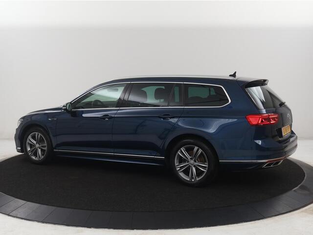Volkswagen PASSAT Variant 1.5 TSI Elegance Business R | R-line | Leder/alcantara | Adaptive cruise | Stoelverwarming | Climate control | Keyless | Camera | Park assist | Carplay | Full LED