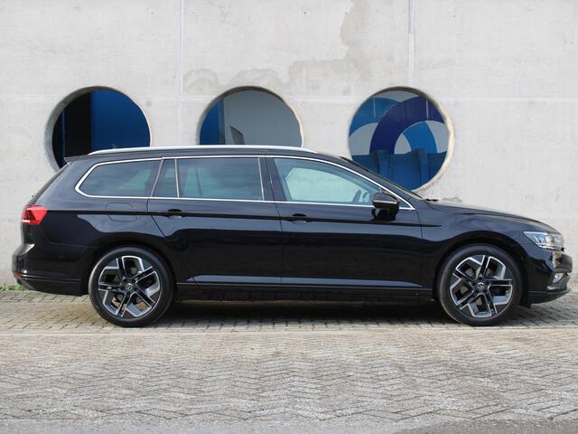 Volkswagen PASSAT Variant 1.5 TSI Business | PANORAMISCH SCHUIFDAK | WINTER PAKKET | APPLE CARPLAY | TREKHAAK |