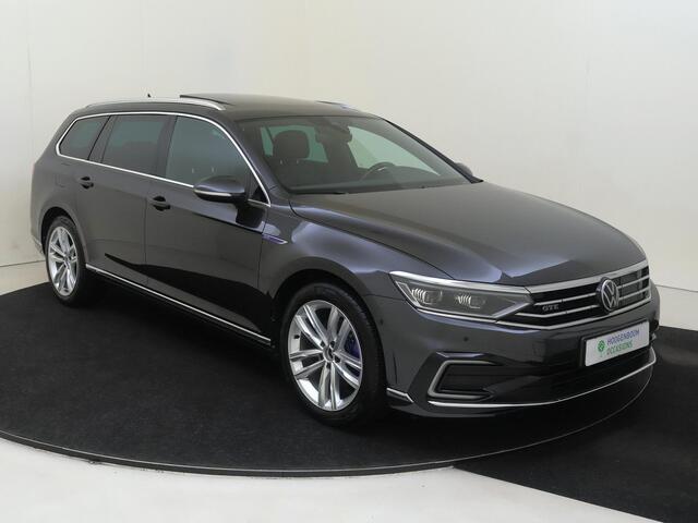 Volkswagen PASSAT Variant 1.4 TSI PHEV GTE Business | SoH 100% | Panoramadak | Trekhaak | Achteruitrijcamera | Bestuurdersstoel met memory | Matrix LED verlichting | Keyless | Adaptieve cruise control | Dodehoekdetectie | Stoelverwarming | Sfeerverlichting |